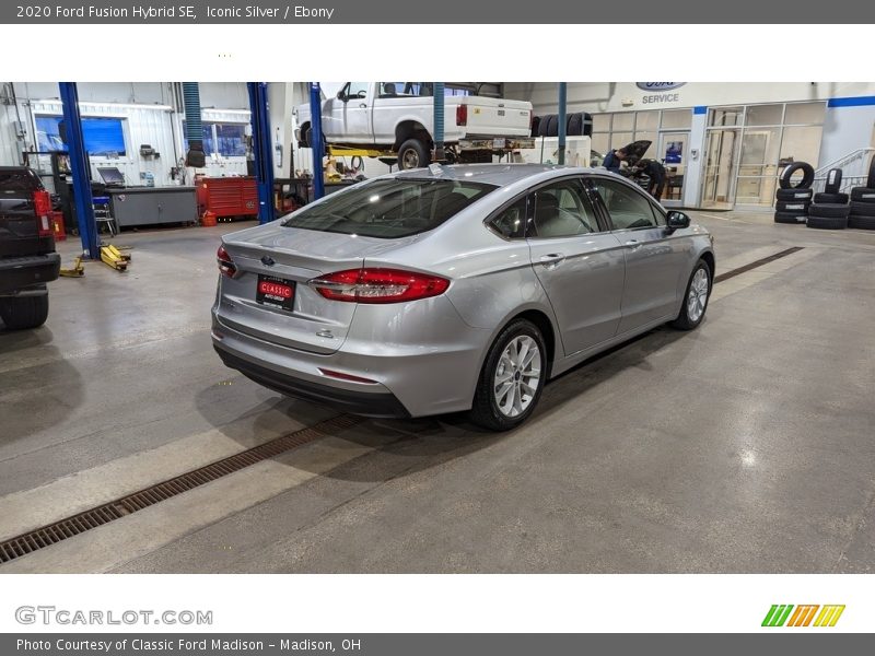 Iconic Silver / Ebony 2020 Ford Fusion Hybrid SE