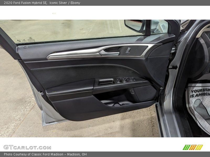 Iconic Silver / Ebony 2020 Ford Fusion Hybrid SE