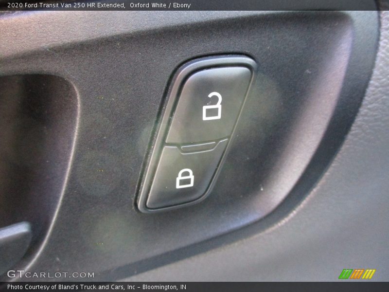 Oxford White / Ebony 2020 Ford Transit Van 250 HR Extended