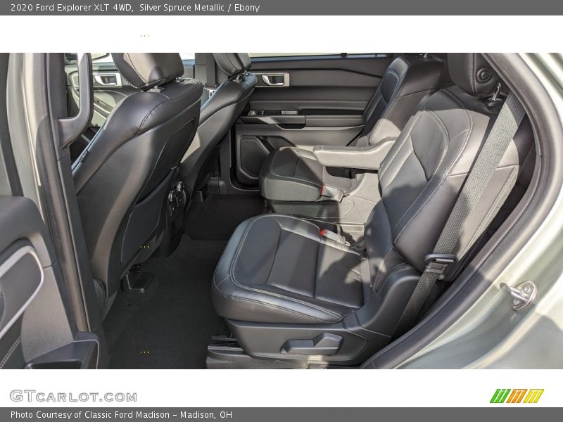 Silver Spruce Metallic / Ebony 2020 Ford Explorer XLT 4WD