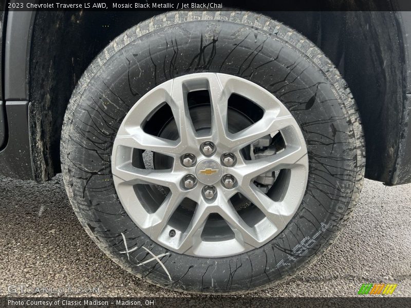 Mosaic Black Metallic / Jet Black/Chai 2023 Chevrolet Traverse LS AWD