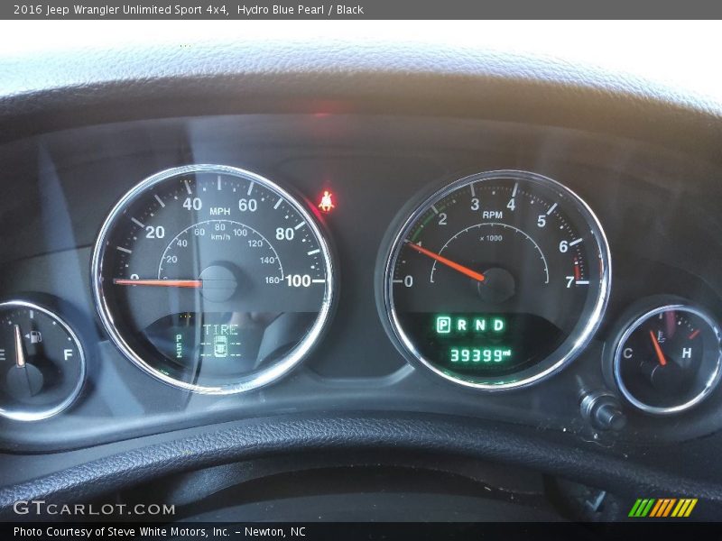 Hydro Blue Pearl / Black 2016 Jeep Wrangler Unlimited Sport 4x4