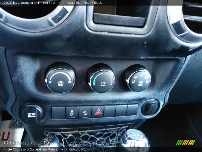 Hydro Blue Pearl / Black 2016 Jeep Wrangler Unlimited Sport 4x4