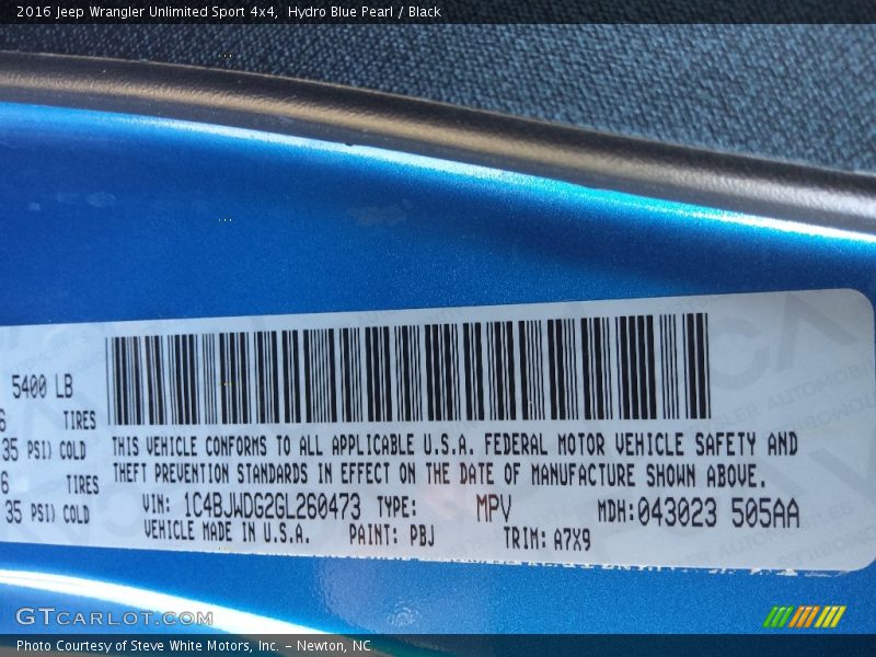 Hydro Blue Pearl / Black 2016 Jeep Wrangler Unlimited Sport 4x4