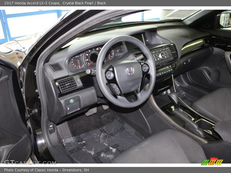 Crystal Black Pearl / Black 2017 Honda Accord LX-S Coupe