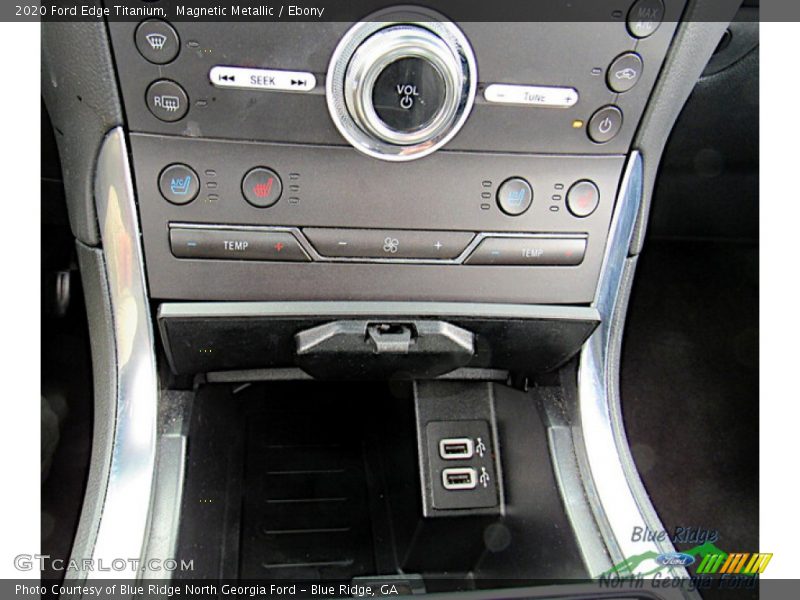 Magnetic Metallic / Ebony 2020 Ford Edge Titanium