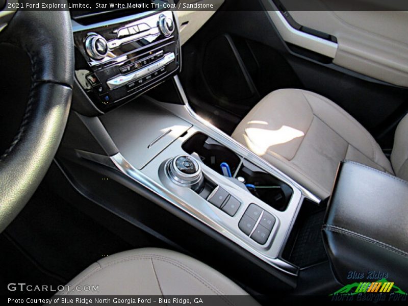 Star White Metallic Tri-Coat / Sandstone 2021 Ford Explorer Limited