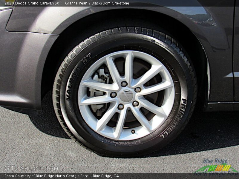 Granite Pearl / Black/Light Graystone 2020 Dodge Grand Caravan SXT