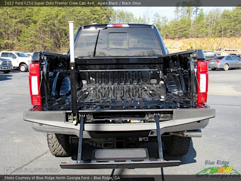 Agate Black / Black Onyx 2022 Ford F250 Super Duty Tremor Crew Cab 4x4