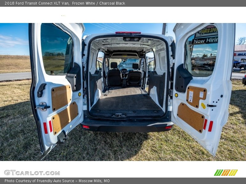 Frozen White / Charcoal Black 2018 Ford Transit Connect XLT Van