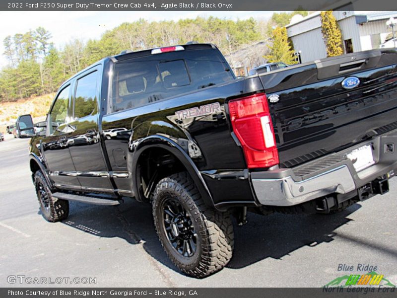 Agate Black / Black Onyx 2022 Ford F250 Super Duty Tremor Crew Cab 4x4