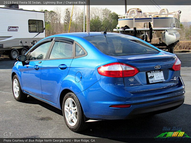 Lightning Blue / Charcoal Black 2019 Ford Fiesta SE Sedan