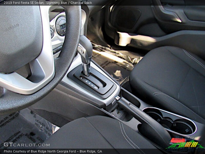 Lightning Blue / Charcoal Black 2019 Ford Fiesta SE Sedan
