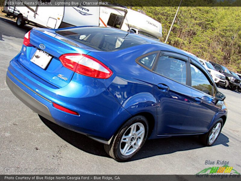 Lightning Blue / Charcoal Black 2019 Ford Fiesta SE Sedan