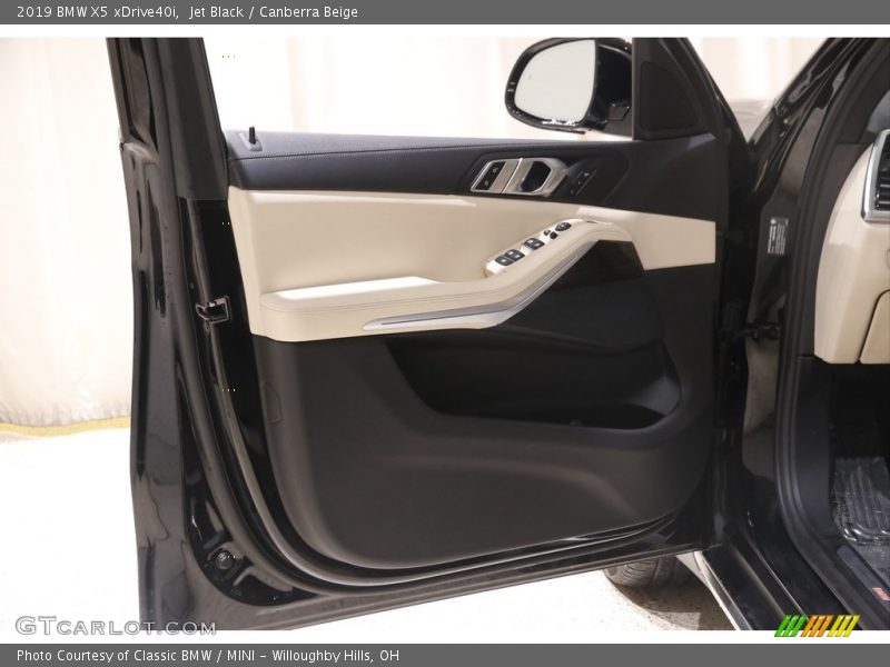 Jet Black / Canberra Beige 2019 BMW X5 xDrive40i