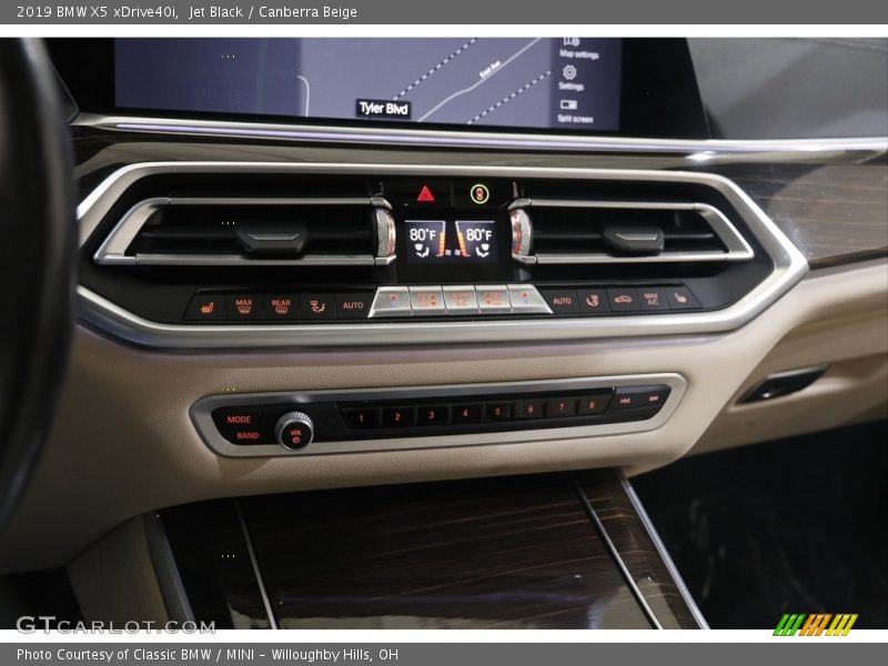 Jet Black / Canberra Beige 2019 BMW X5 xDrive40i