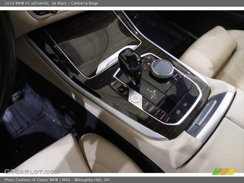 Jet Black / Canberra Beige 2019 BMW X5 xDrive40i