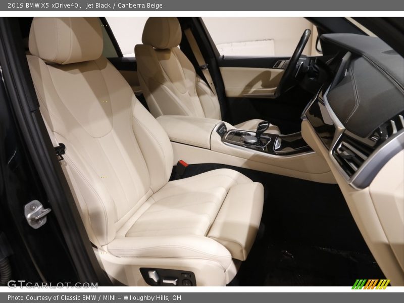 Jet Black / Canberra Beige 2019 BMW X5 xDrive40i