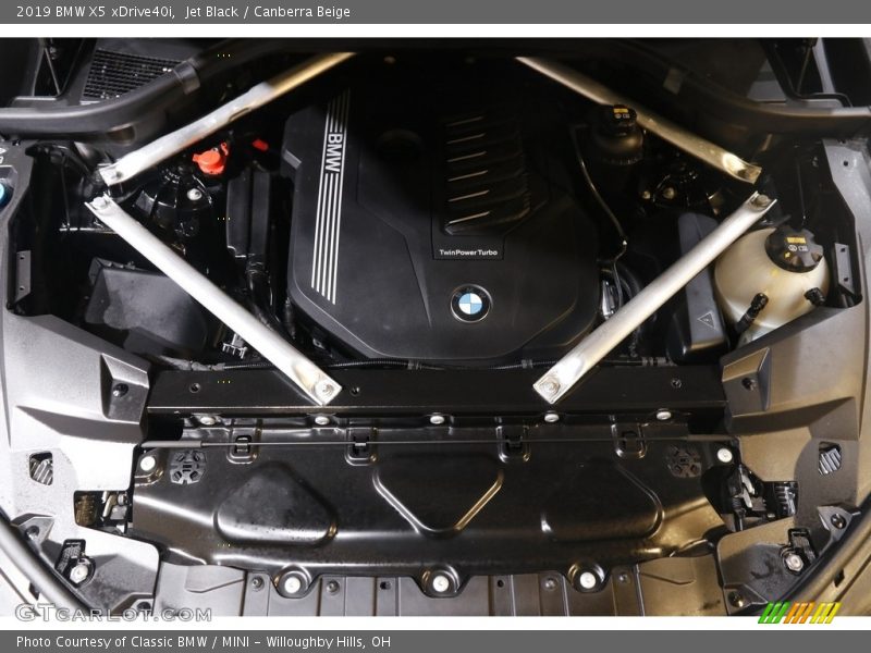 Jet Black / Canberra Beige 2019 BMW X5 xDrive40i
