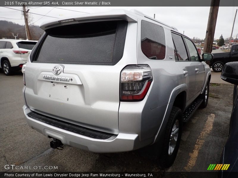 Classic Silver Metallic / Black 2016 Toyota 4Runner SR5 4x4