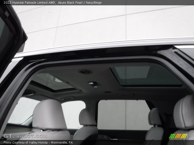 Abyss Black Pearl / Navy/Beige 2022 Hyundai Palisade Limited AWD