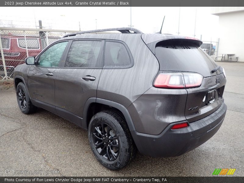 Granite Crystal Metallic / Black 2023 Jeep Cherokee Altitude Lux 4x4