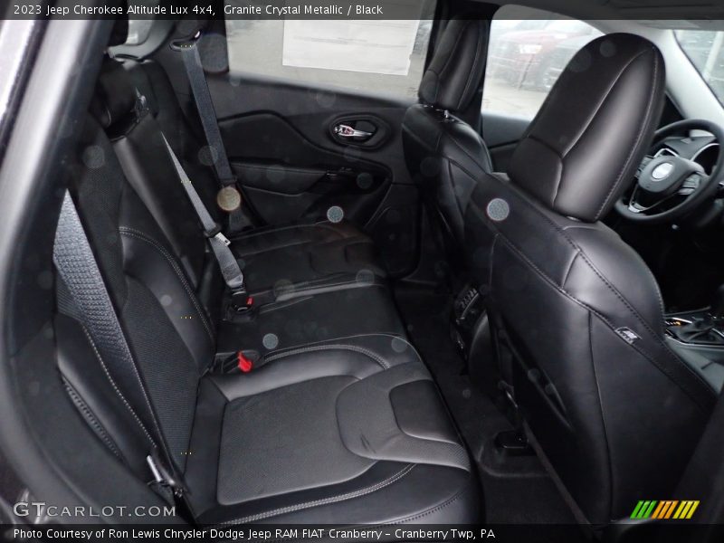 Granite Crystal Metallic / Black 2023 Jeep Cherokee Altitude Lux 4x4