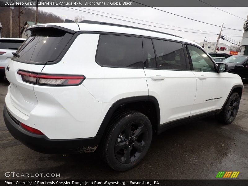 Bright White / Global Black 2023 Jeep Grand Cherokee L Altitude 4x4