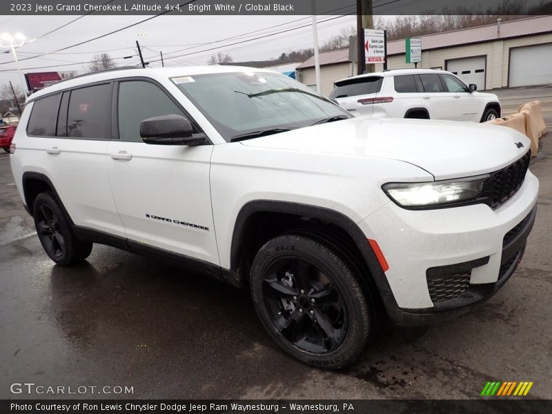Bright White / Global Black 2023 Jeep Grand Cherokee L Altitude 4x4