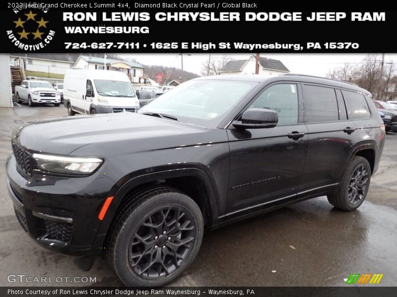 Diamond Black Crystal Pearl / Global Black 2023 Jeep Grand Cherokee L Summit 4x4