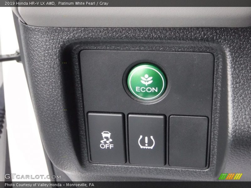 Platinum White Pearl / Gray 2019 Honda HR-V LX AWD