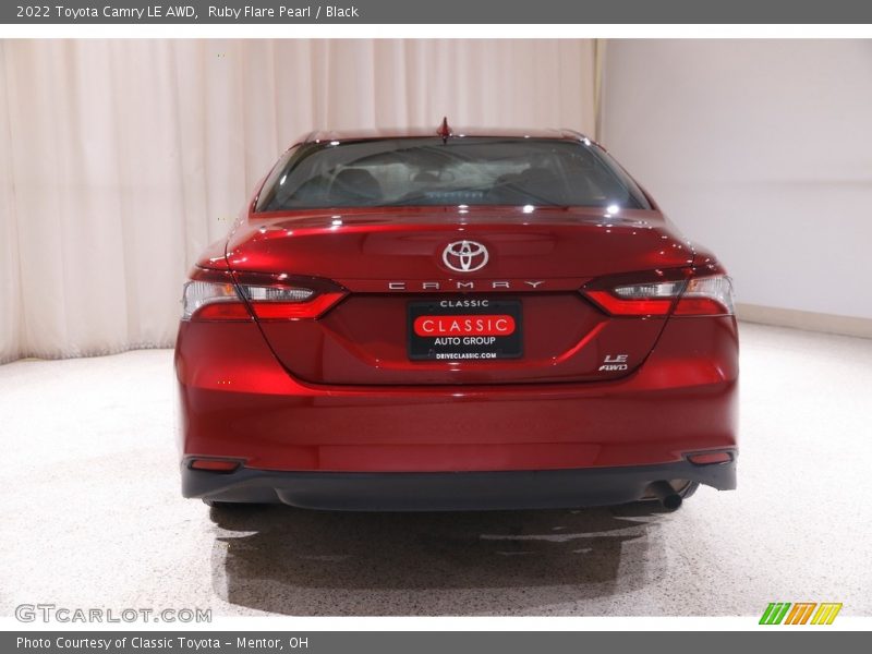 Ruby Flare Pearl / Black 2022 Toyota Camry LE AWD