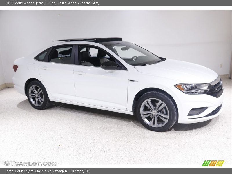 Pure White / Storm Gray 2019 Volkswagen Jetta R-Line
