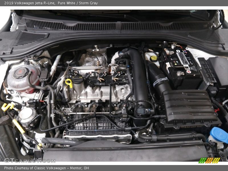Pure White / Storm Gray 2019 Volkswagen Jetta R-Line