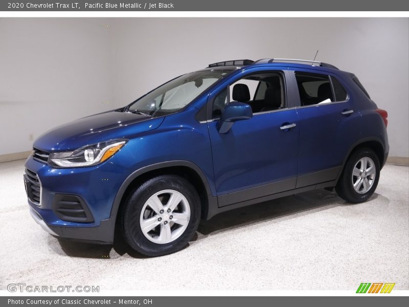 Pacific Blue Metallic / Jet Black 2020 Chevrolet Trax LT