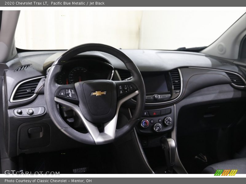 Pacific Blue Metallic / Jet Black 2020 Chevrolet Trax LT
