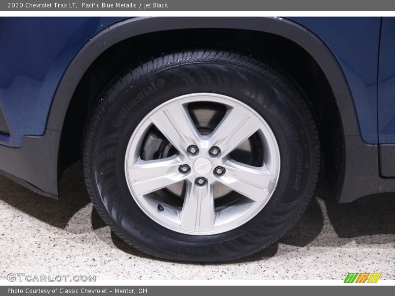 Pacific Blue Metallic / Jet Black 2020 Chevrolet Trax LT