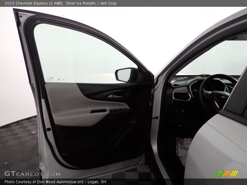 Silver Ice Metallic / Ash Gray 2020 Chevrolet Equinox LS AWD