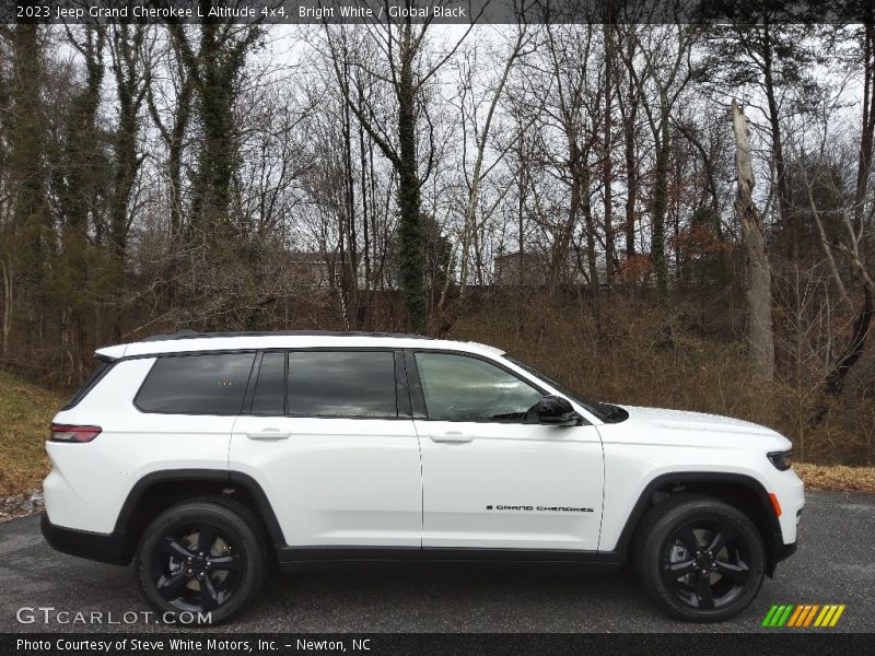  2023 Grand Cherokee L Altitude 4x4 Bright White