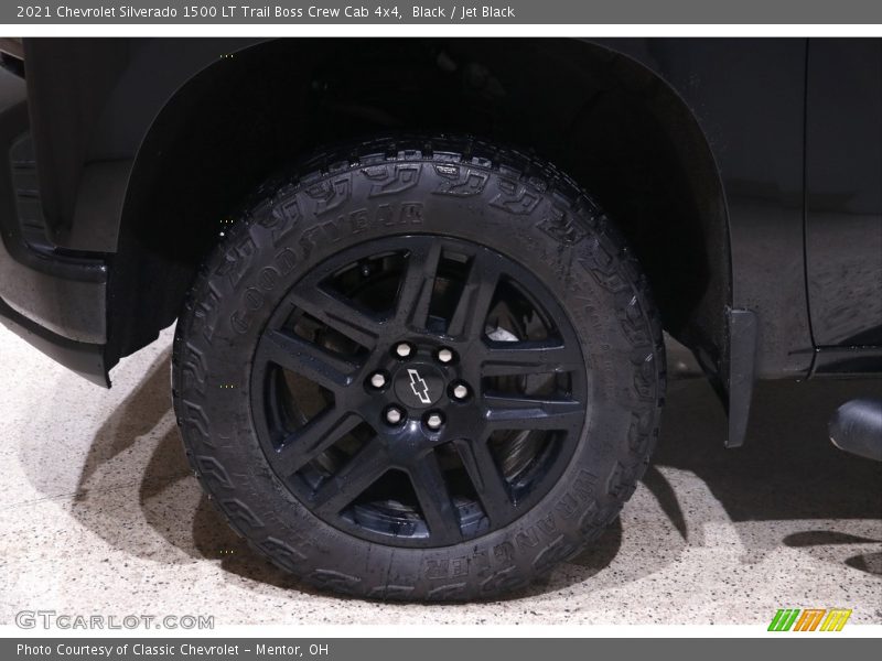Black / Jet Black 2021 Chevrolet Silverado 1500 LT Trail Boss Crew Cab 4x4