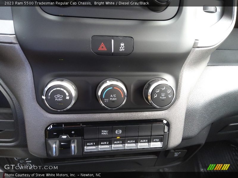 Controls of 2023 5500 Tradesman Regular Cab Chassis