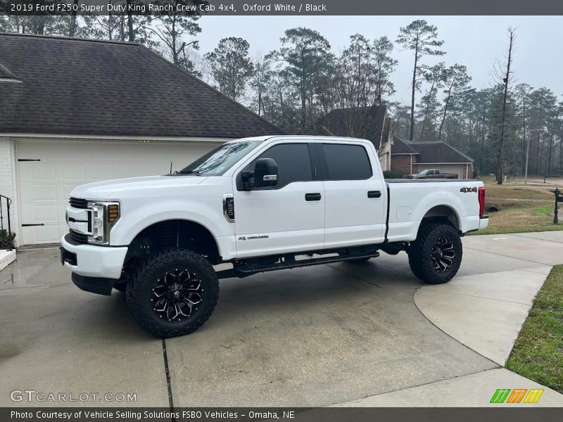Oxford White / Black 2019 Ford F250 Super Duty King Ranch Crew Cab 4x4