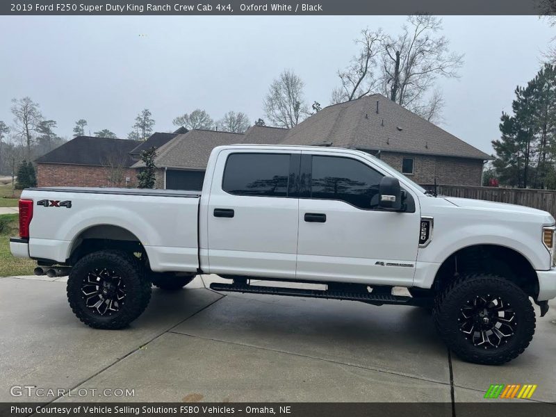 Oxford White / Black 2019 Ford F250 Super Duty King Ranch Crew Cab 4x4