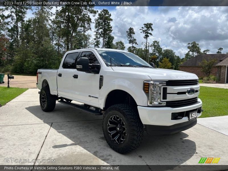 Oxford White / Black 2019 Ford F250 Super Duty King Ranch Crew Cab 4x4
