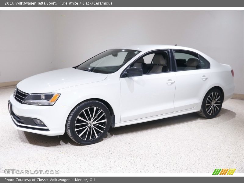 Pure White / Black/Ceramique 2016 Volkswagen Jetta Sport