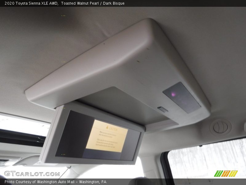 Entertainment System of 2020 Sienna XLE AWD