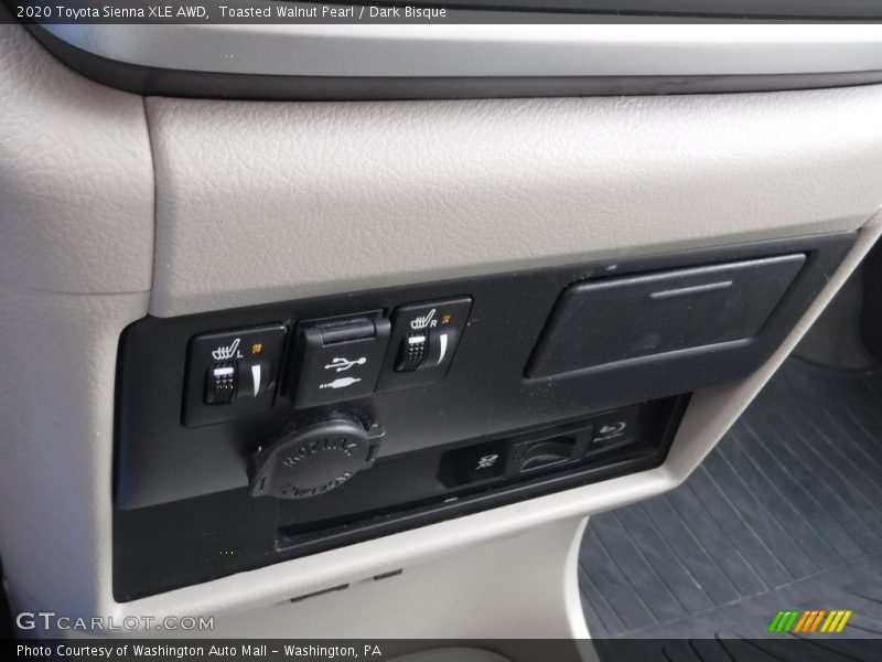 Controls of 2020 Sienna XLE AWD