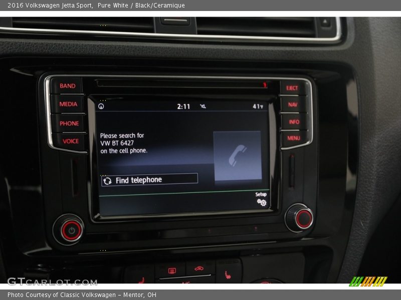 Pure White / Black/Ceramique 2016 Volkswagen Jetta Sport