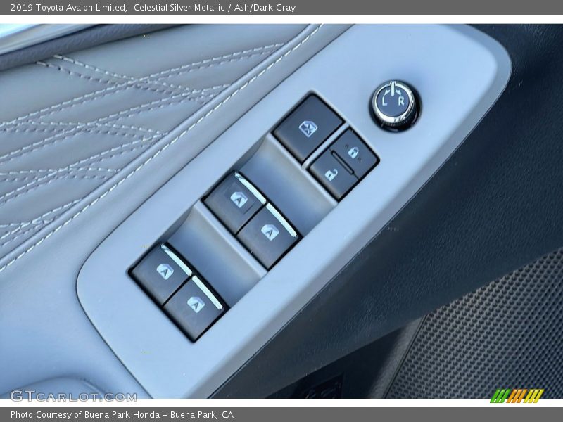Celestial Silver Metallic / Ash/Dark Gray 2019 Toyota Avalon Limited