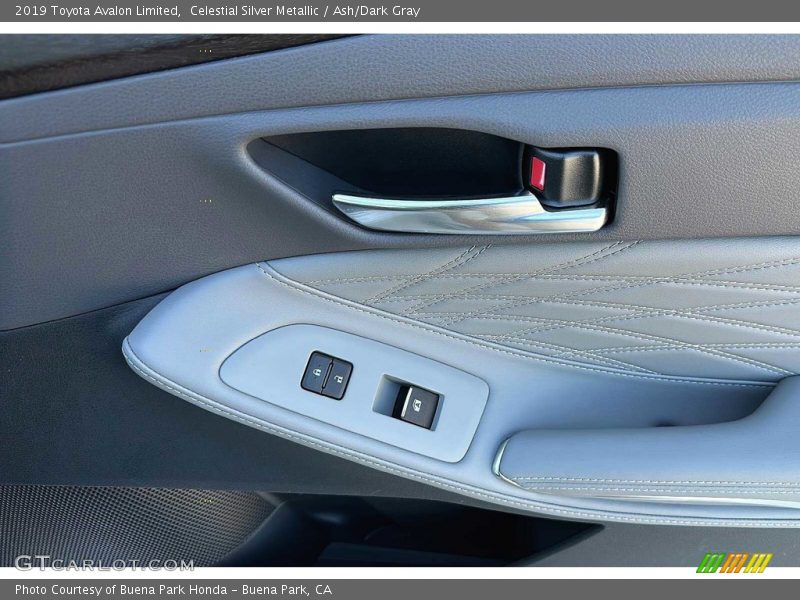 Celestial Silver Metallic / Ash/Dark Gray 2019 Toyota Avalon Limited